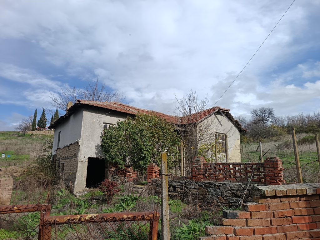 Exterior view of house Yerusalemovo sale